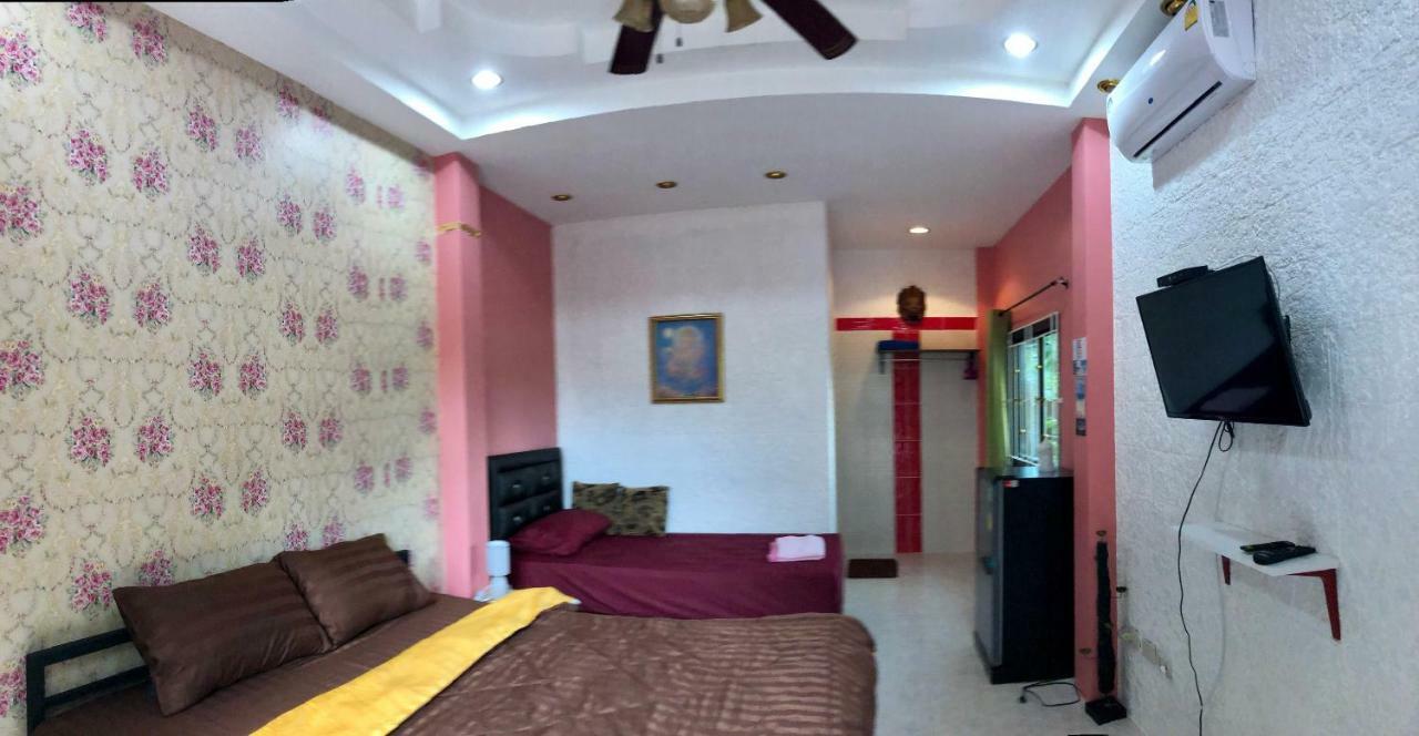 Golf House Hotel Nai Yang Luaran gambar
